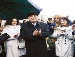 Pazar esnafı artık daha düzgün konuşacak