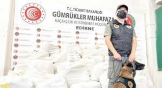 Üç Gümrük Kapısında 1,3 Ton Uyuşturucu Ele Geçirildi